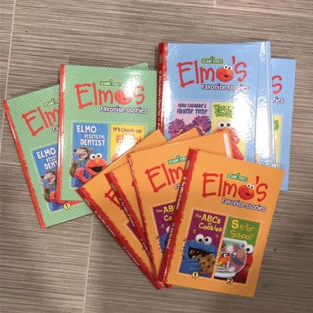 12 Sesame Street books and 12 Sesame Street Bags